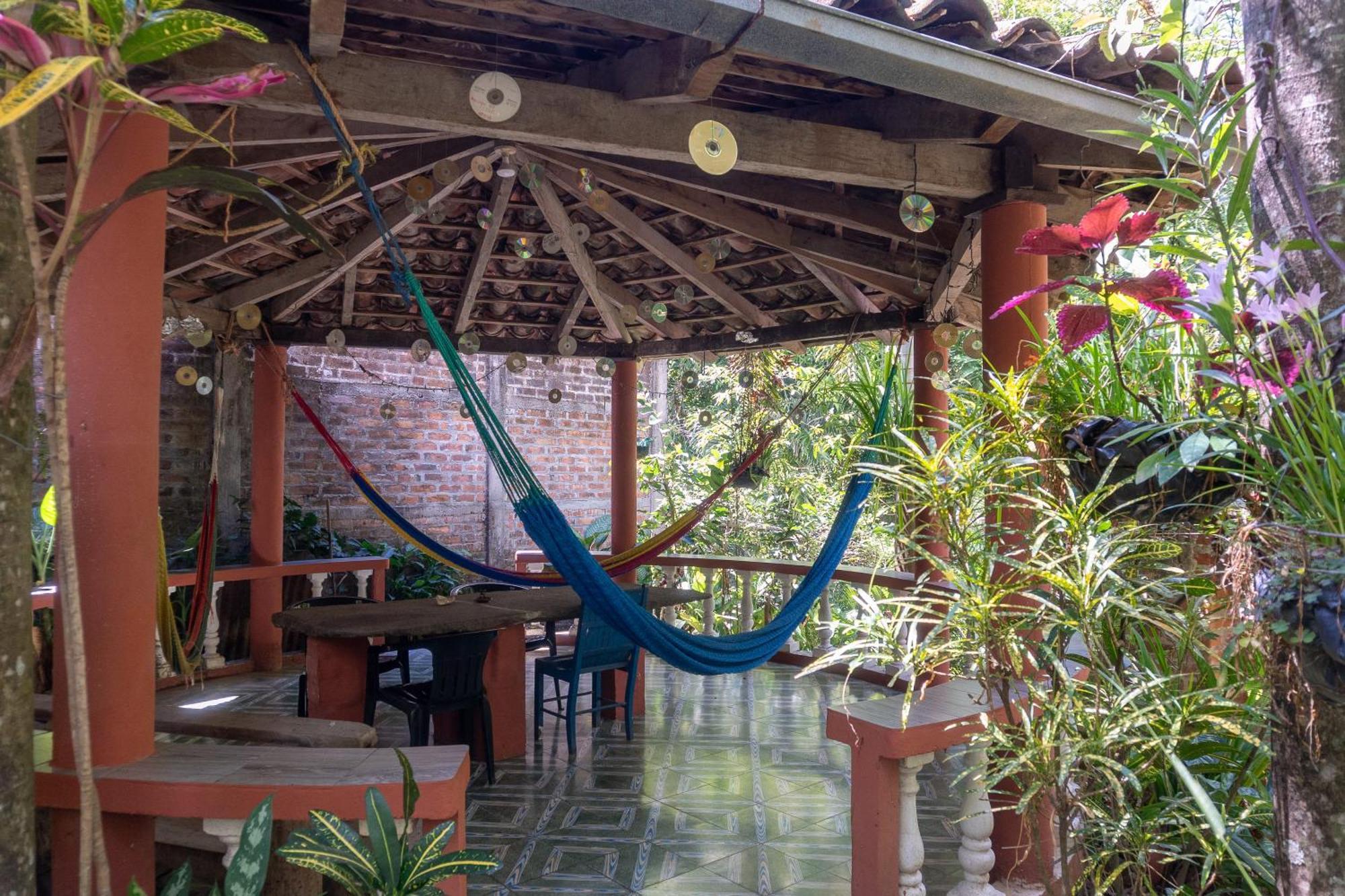 Hostal Delmy Suchitoto Kültér fotó